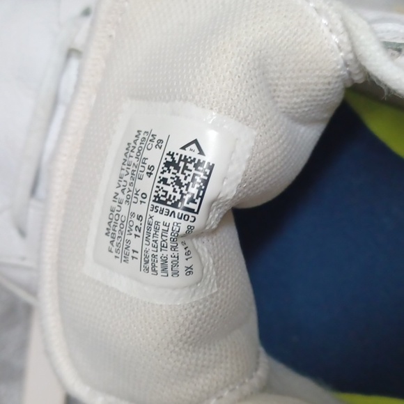 White and Coverse Gold Star Sneakers - Picture 3 of 11